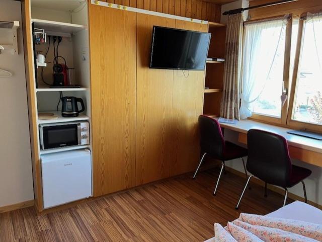 Ruhige Zimmer Im Gruenen Und Studio Im Naherholungsgebiet Sigigen Exteriör bild