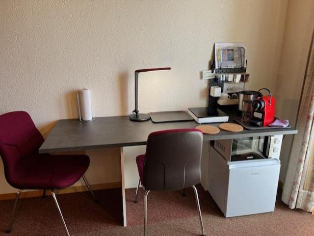 Ruhige Zimmer Im Gruenen Und Studio Im Naherholungsgebiet Sigigen Exteriör bild